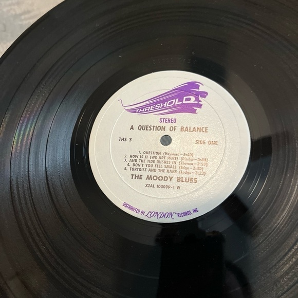 The Moody Blues, a Question of Balance, vintage vinyl record (record only) - Picture 2 of 4